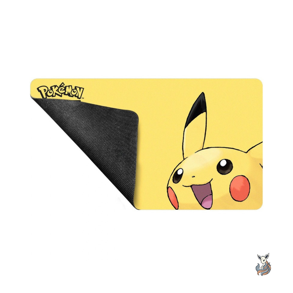 Ultra Pro Pokémon Playmat Pikachu, Gold